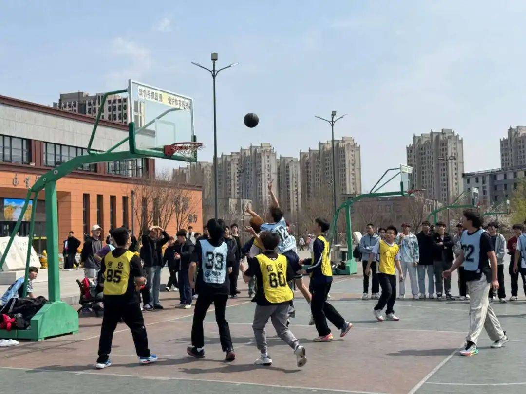 华体会登录入口-众人瞩目的篮球赛事，谁将成为璀璨之星